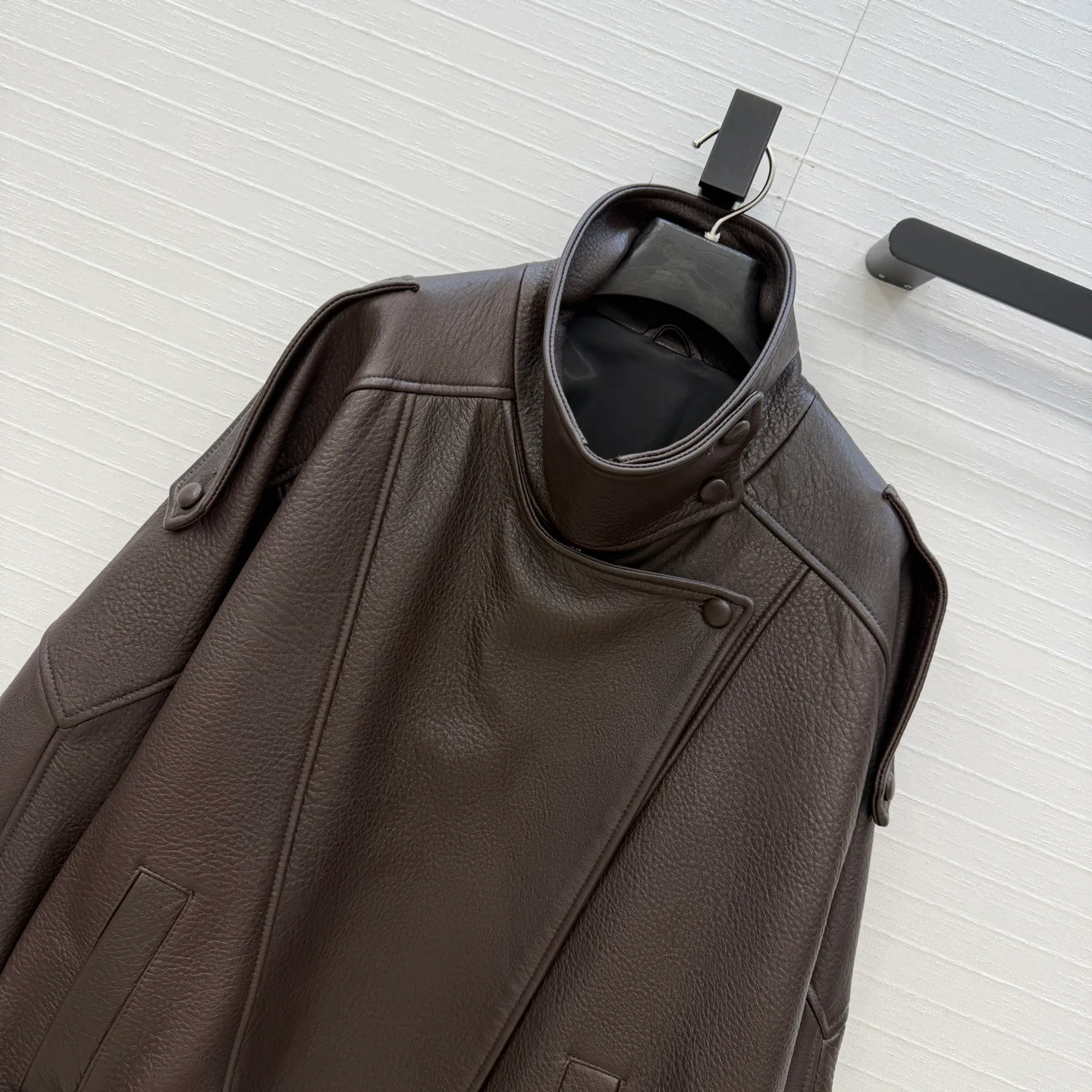 Women's Leather Jackets And Sheepskin Coats SAINT LAURENT 18115233