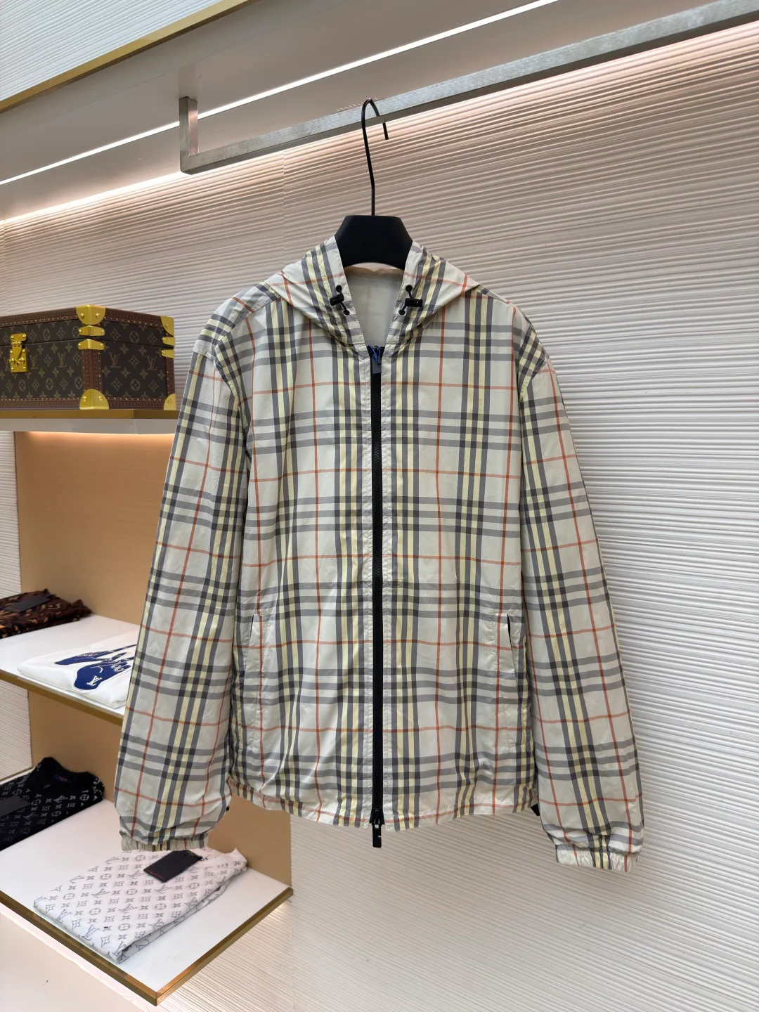 Men's Jackets And Down Jackets BURBERRY 18153626