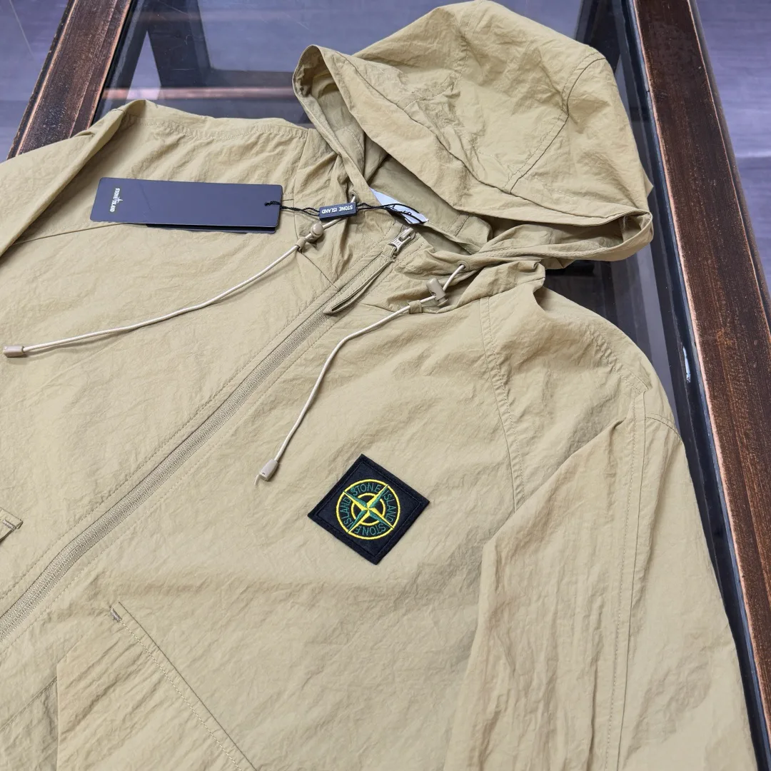 Men's Jackets And Down Jackets STONE ISLAND 17286048