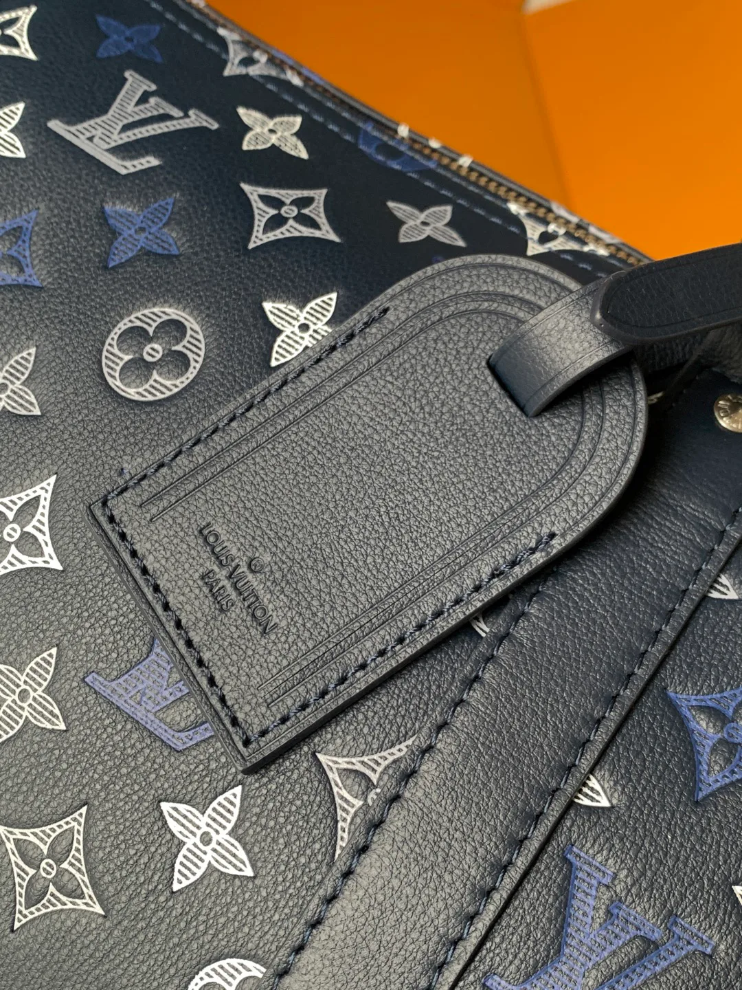 Women's Travel Bags LOUIS VUITTON 18521038