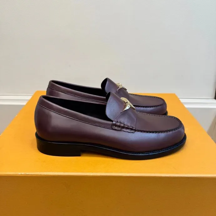 Men's Loafers And Dress Shoes LOUIS VUITTON 18193942