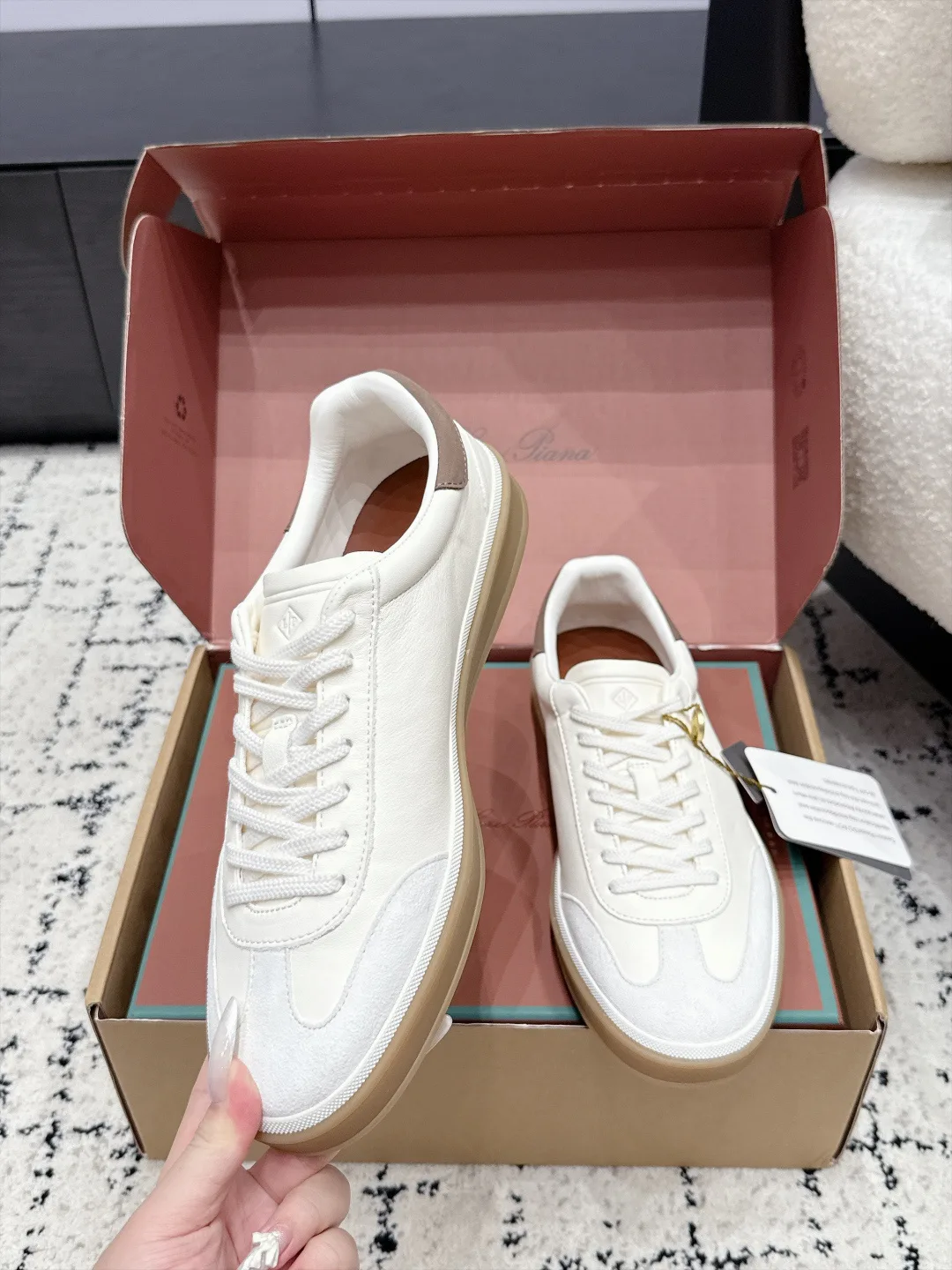 Women's Sneakers LORO PIANA 18133330