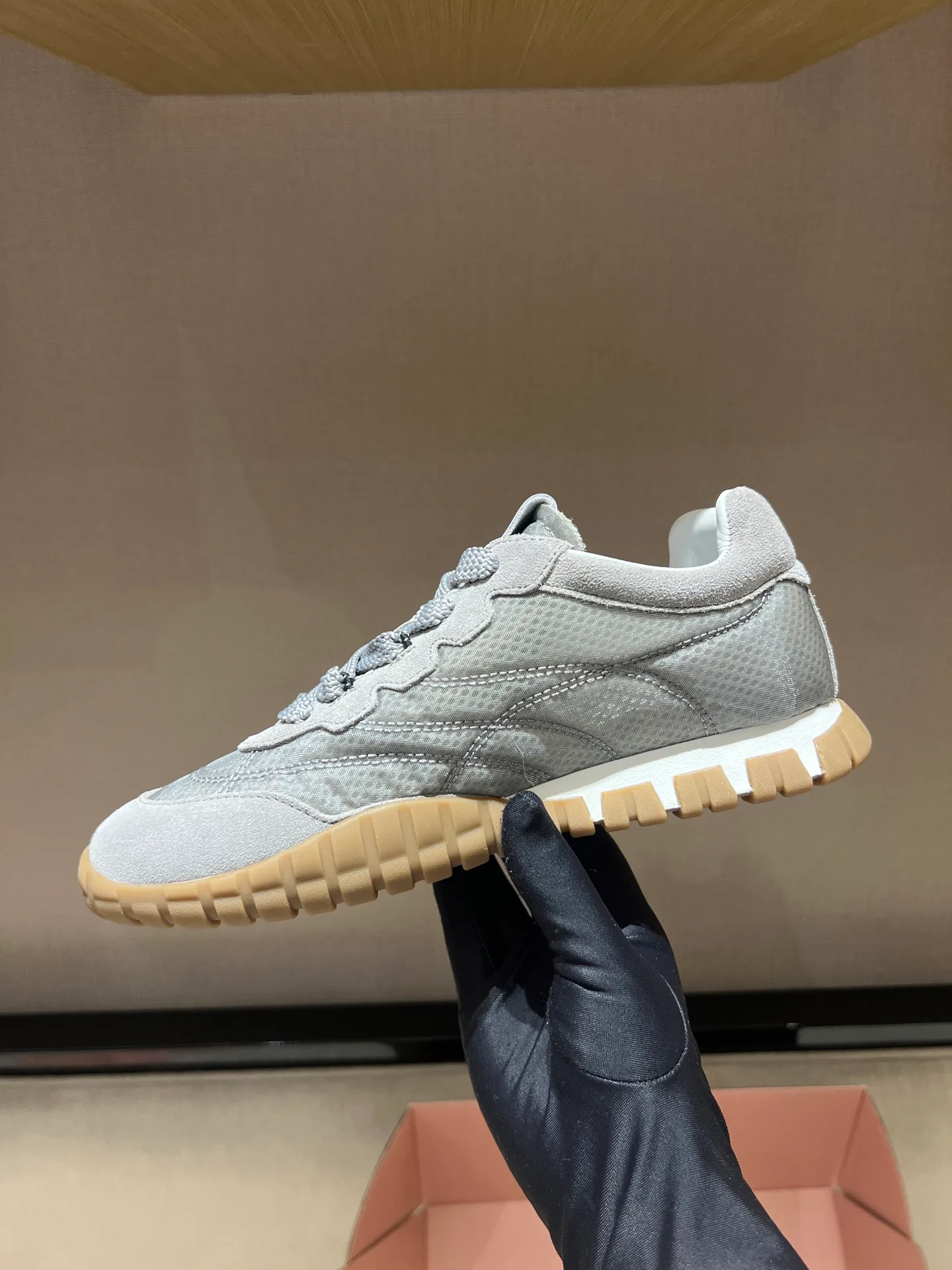 Women's Sneakers MIU MIU 18020558