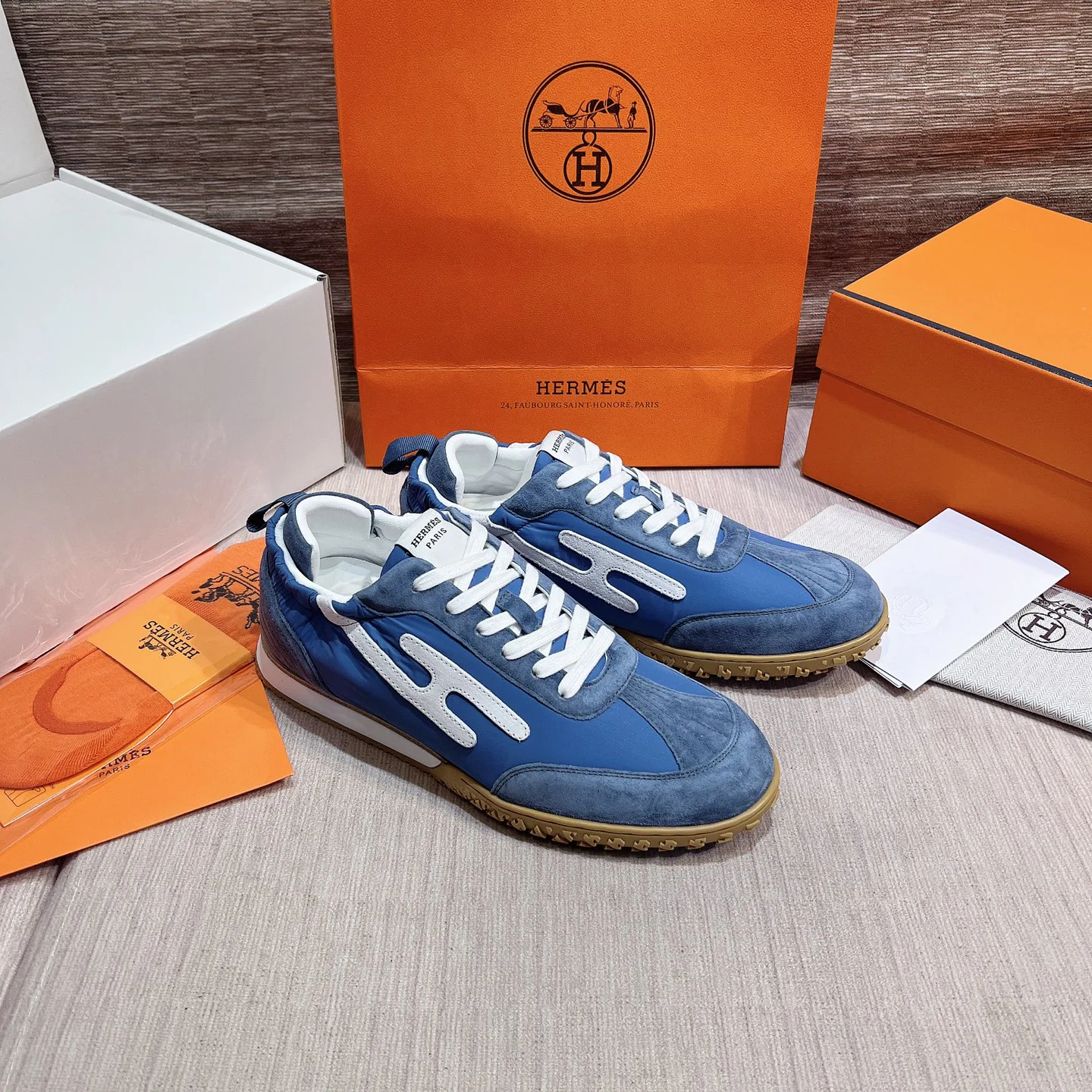 Women's Sneakers HERMES 17749544