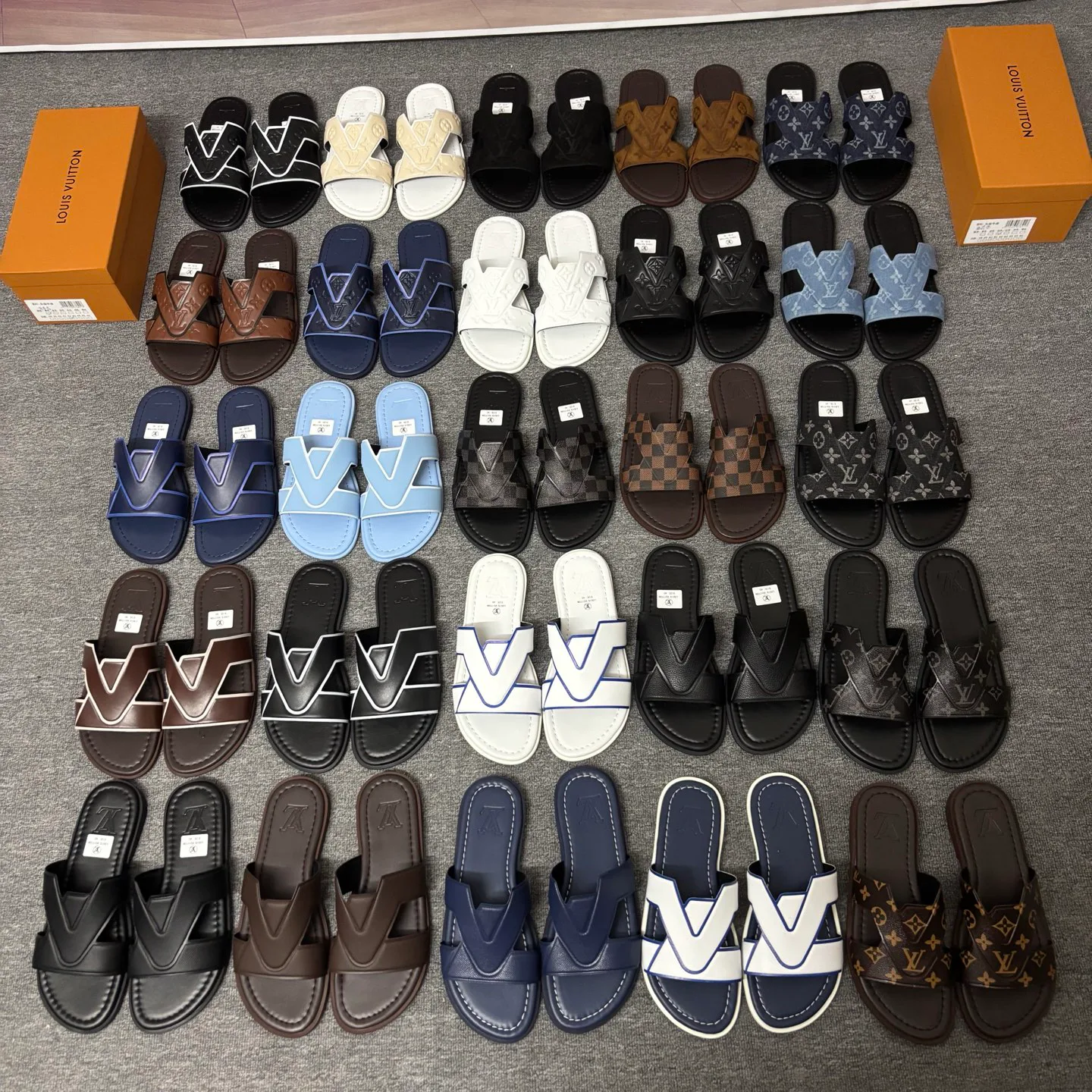 Men's Flip-Flops LOUIS VUITTON 17831644