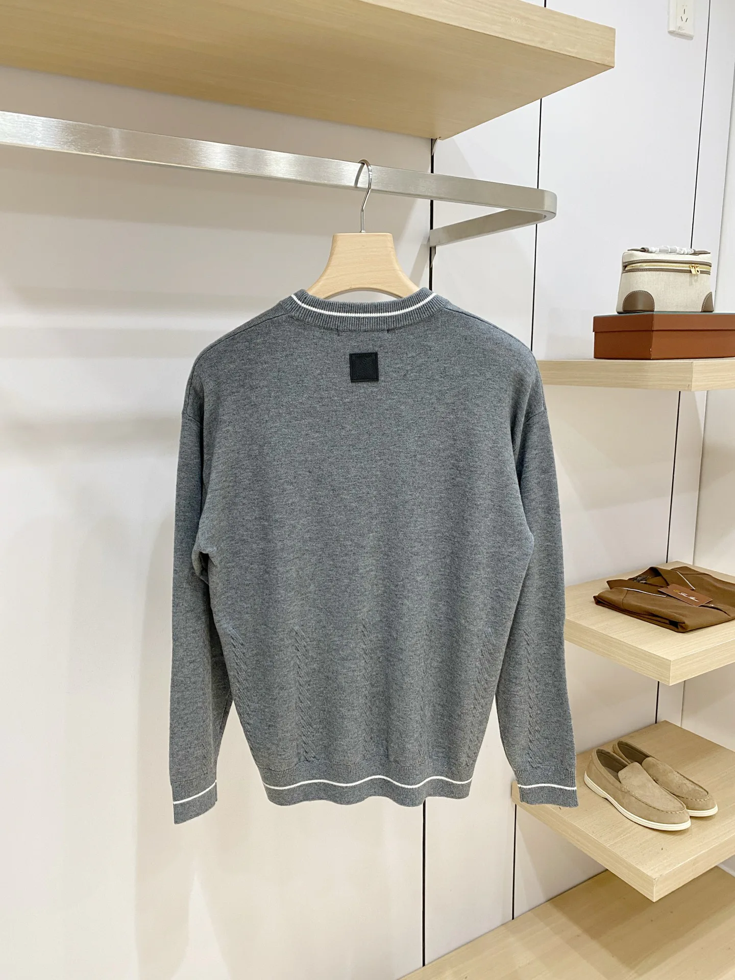 Men's Jumpers And Sweaters LOUIS VUITTON 18374701