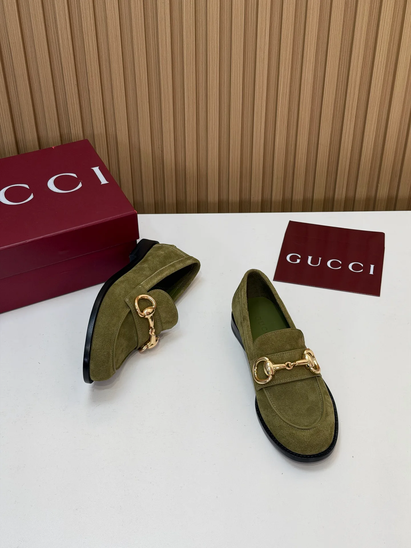 Women's Loafers And Moccasins GUCCI 18152956