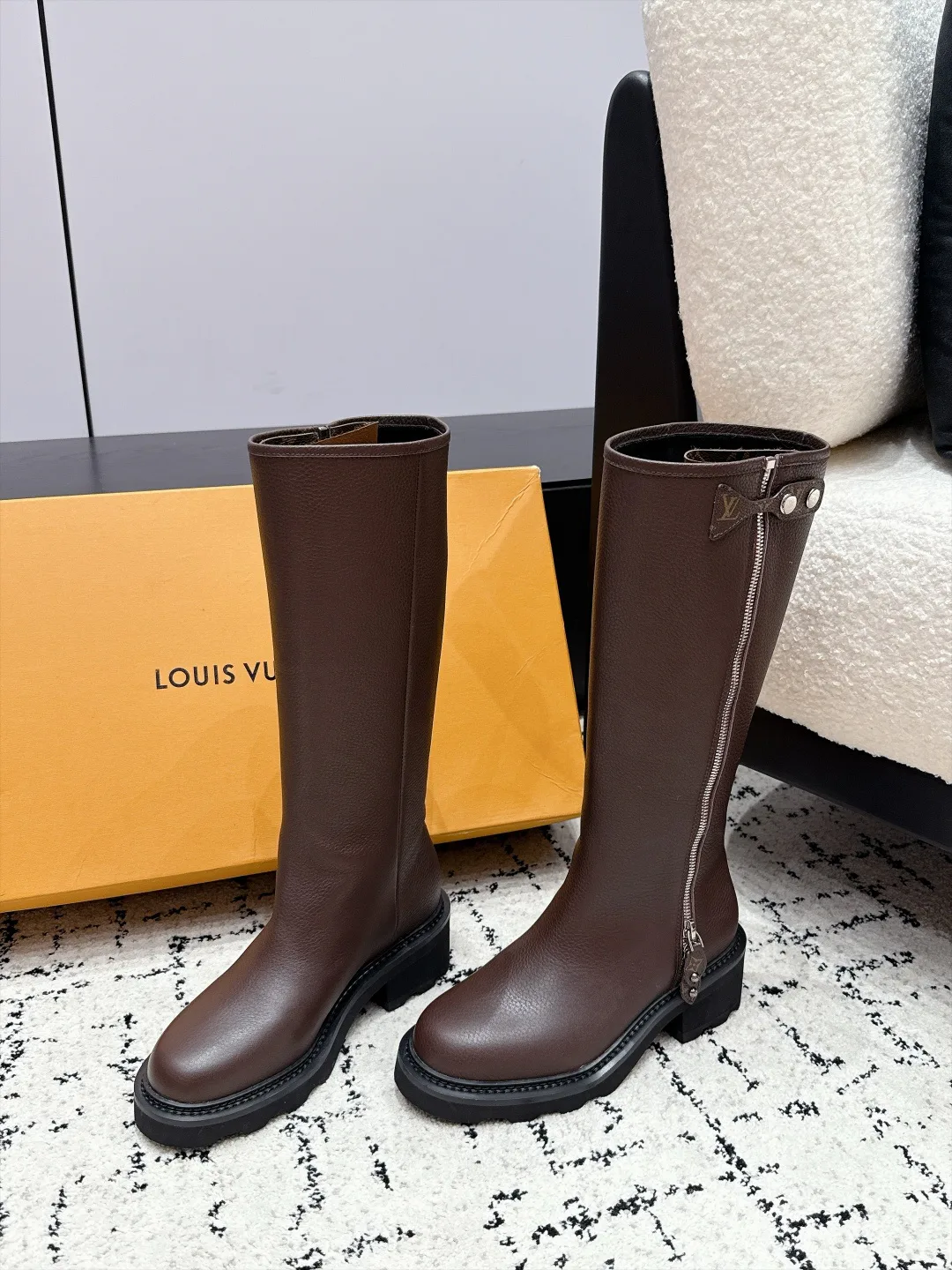 Women's Boots LOUIS VUITTON 18454481