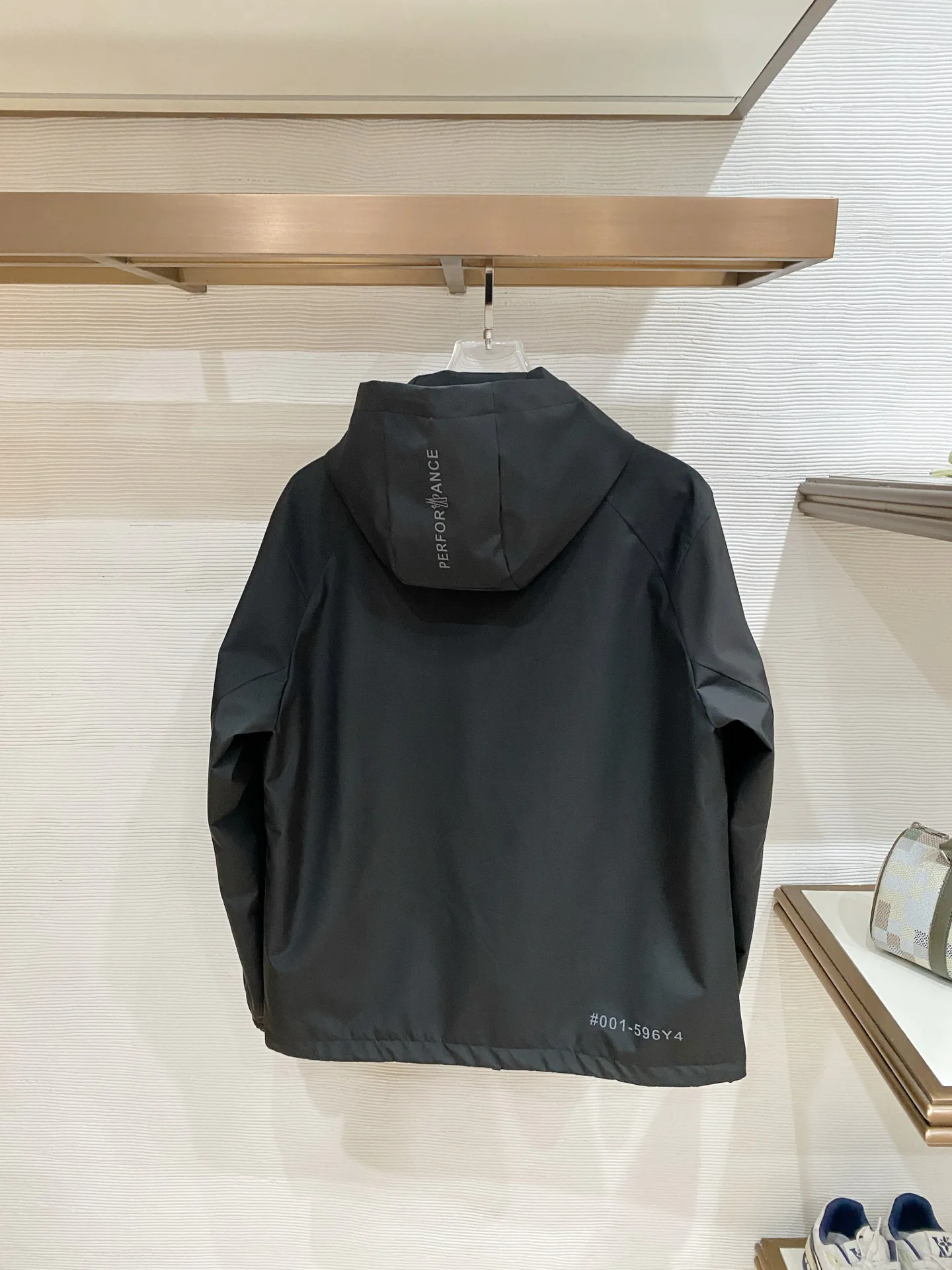 Men's Jackets And Down Jackets MONCLER 17993075