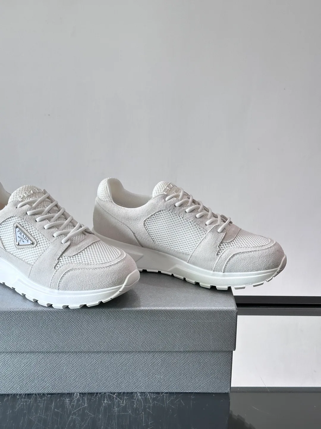 Women's Sneakers PRADA 18102649