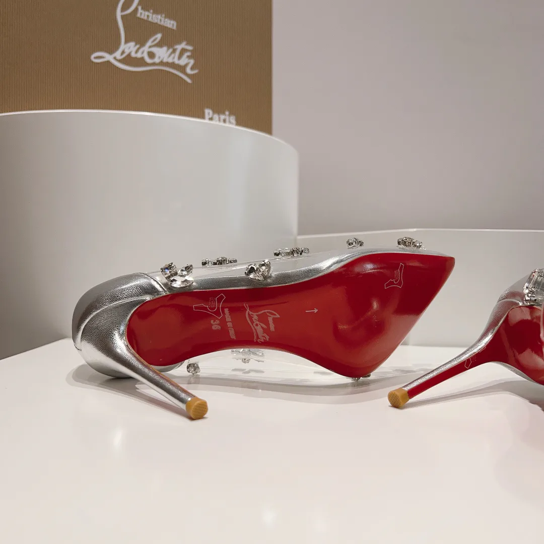 Women's Heels CHRISTIAN LOUBOUTIN 18004001