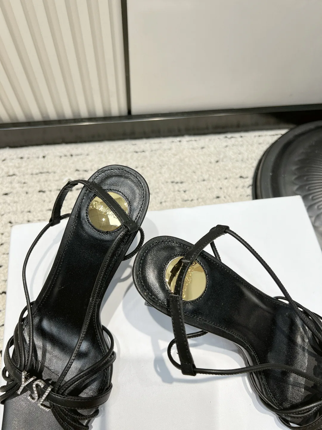 Women's Open-Toe Sandals SAINT LAURENT 17578058