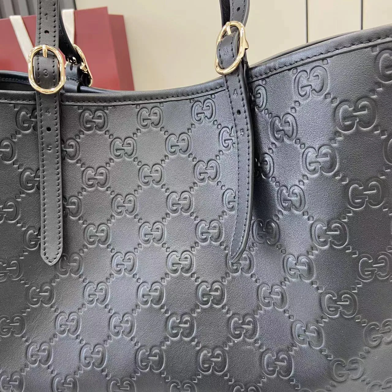 Women's Classic Handbags GUCCI 18404548