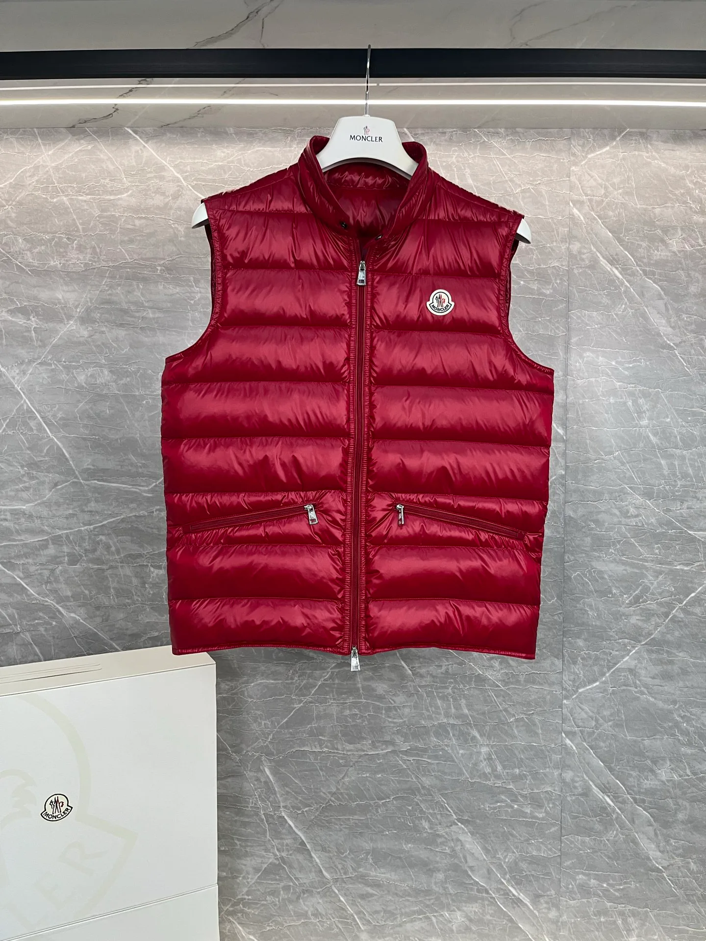 Women's Vests MONCLER 18199681