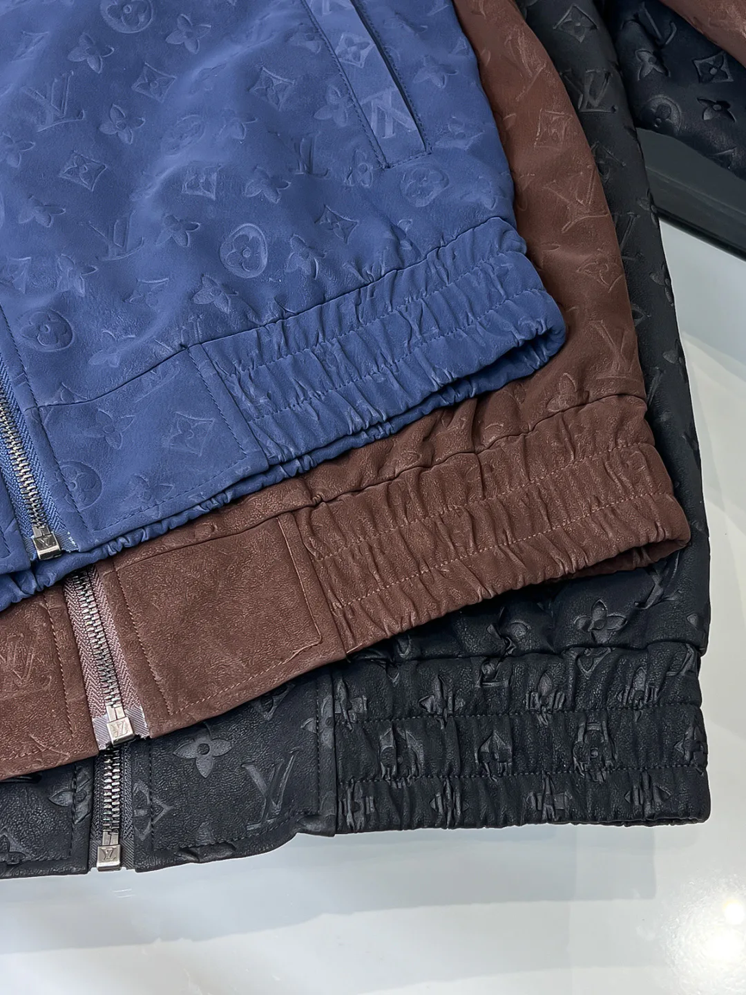 Men's Jackets And Down Jackets LOUIS VUITTON 18499107