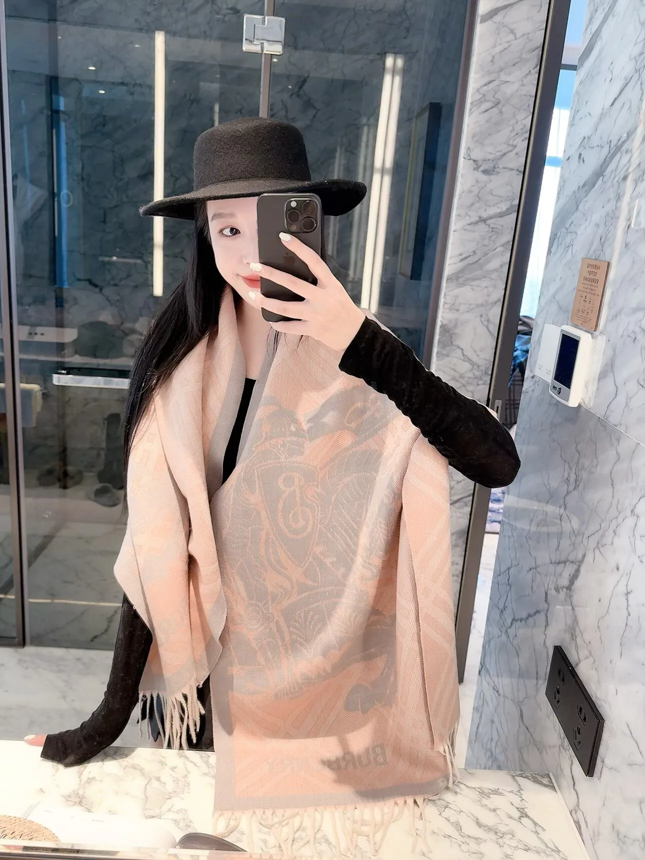 Scarves BURBERRY 18003026