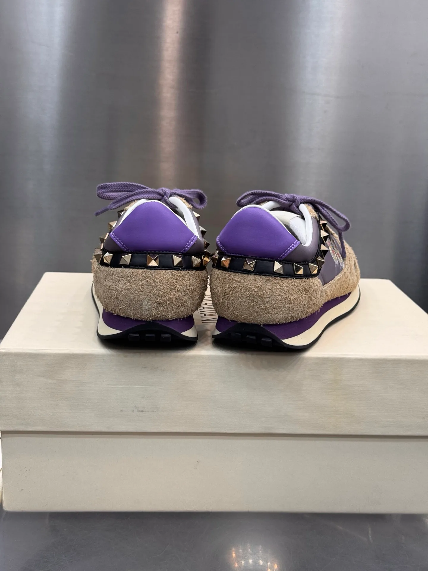 Women's Sneakers VALENTINO 18202510