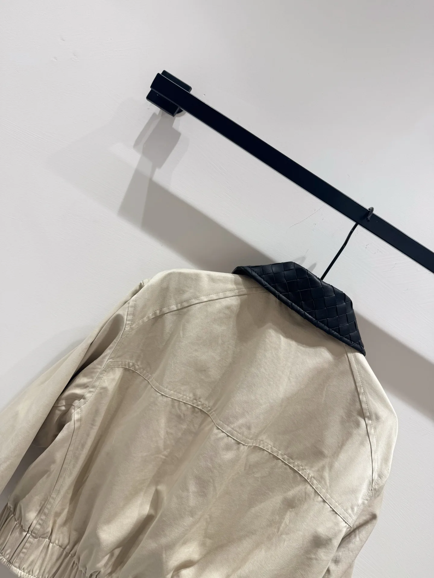 Куртки И Пуховики Женские Bottega Veneta 18654731