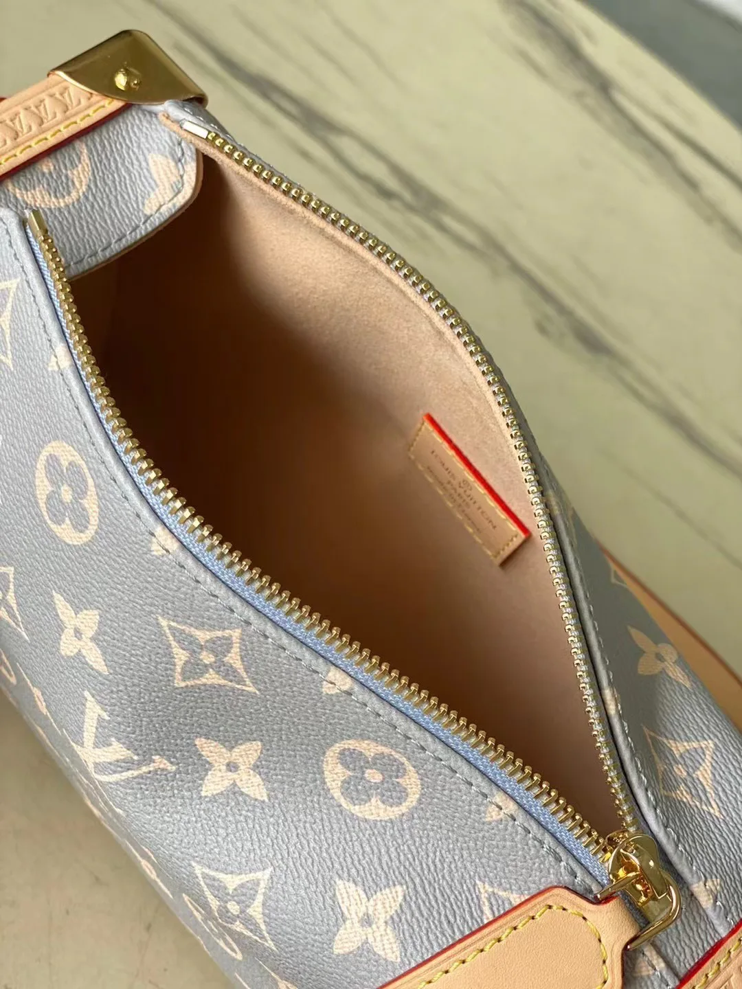Women's Classic Handbags LOUIS VUITTON 18227604
