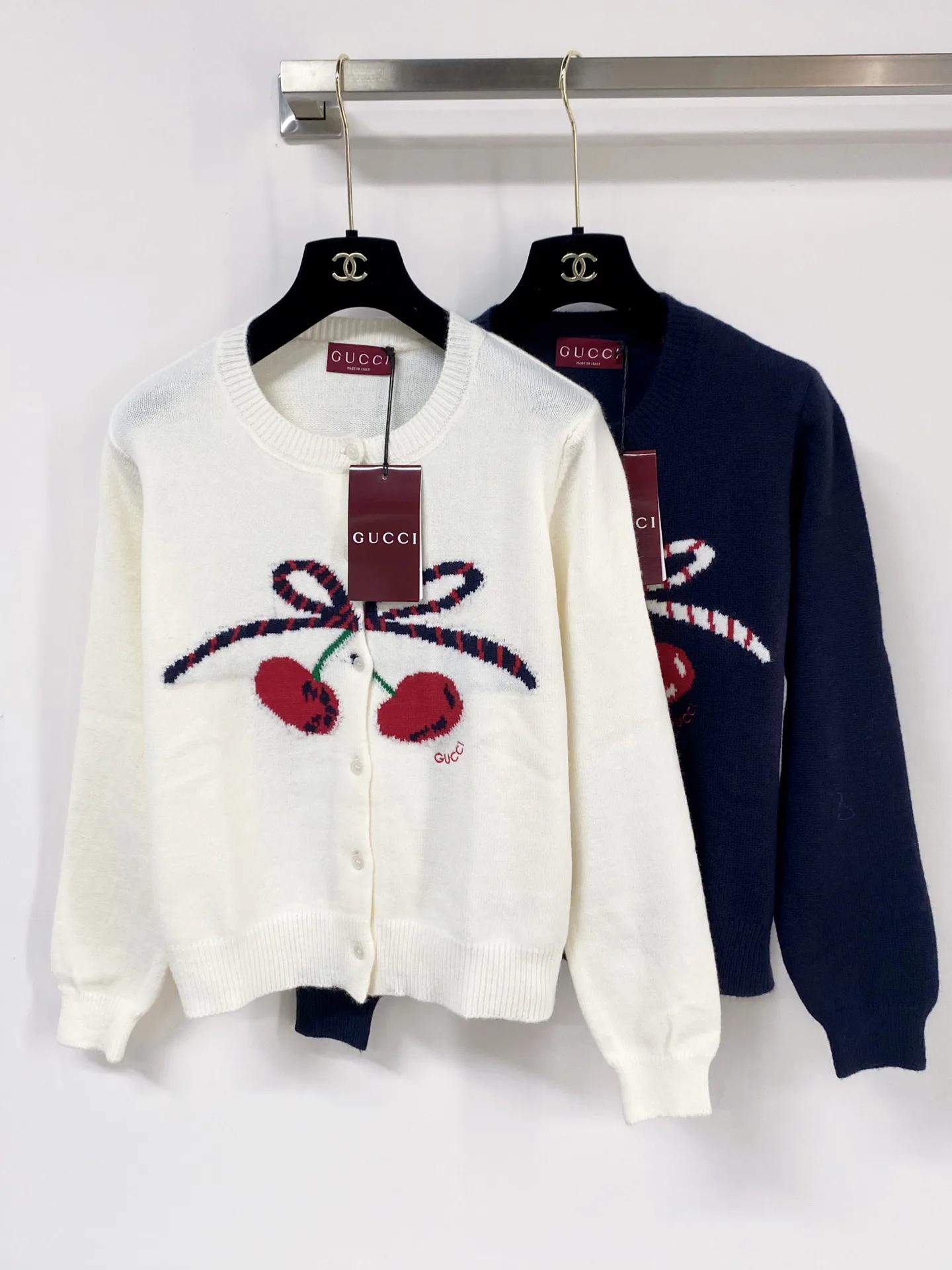 Women's Jumpers And Sweaters GUCCI 18358569