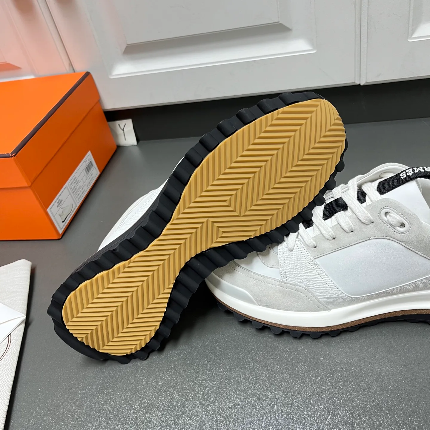 Men's Sneakers HERMES 18244536