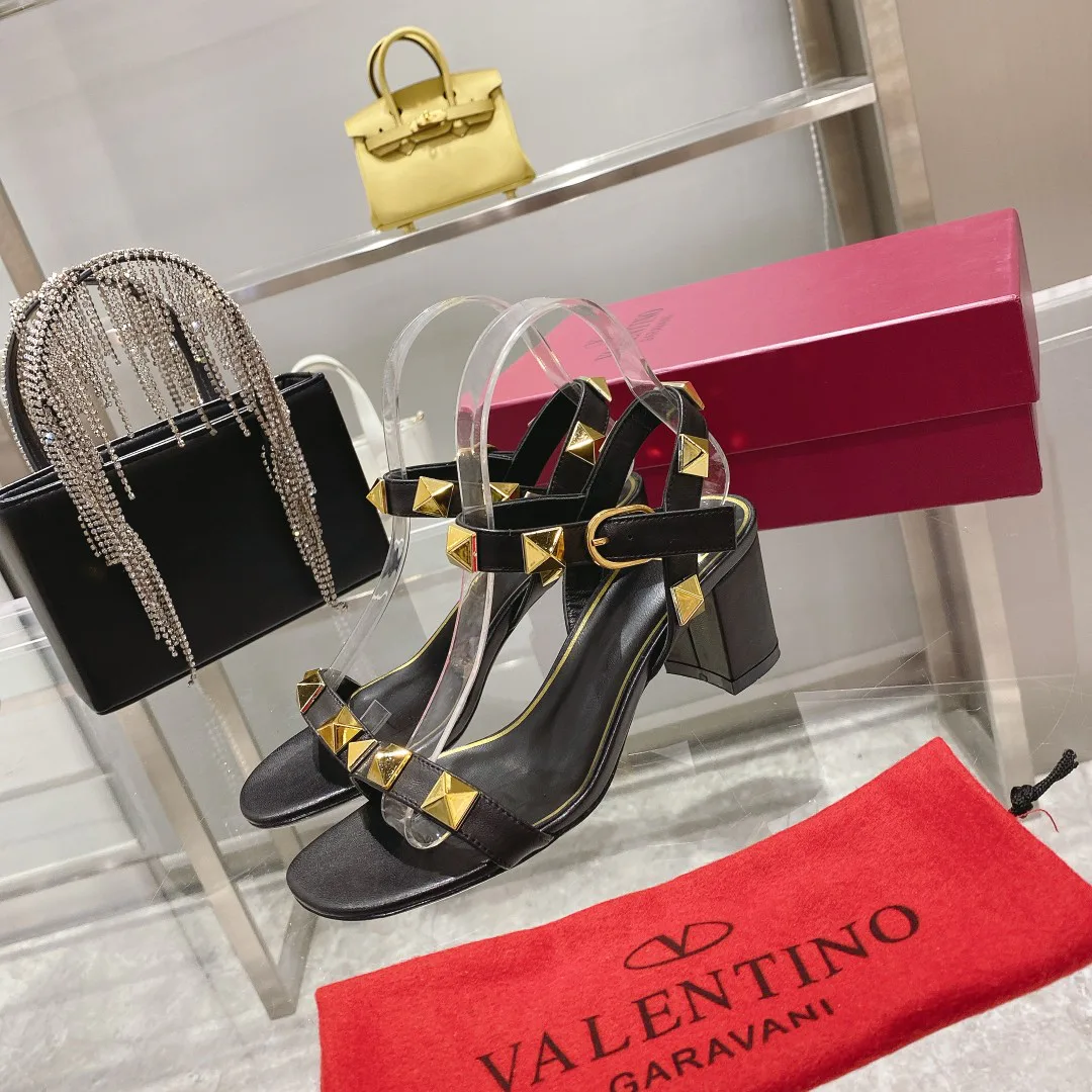Women's Open-Toe Sandals VALENTINO 17956834