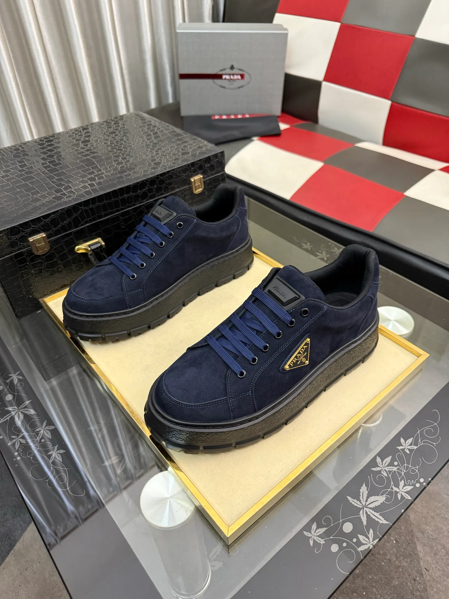 Men's Sneakers PRADA 18417393