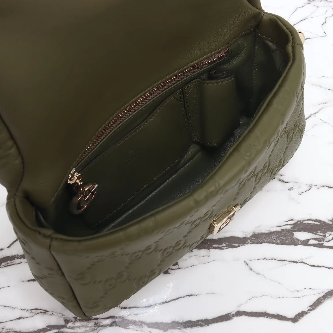 Women's Classic Handbags GUCCI 18210714