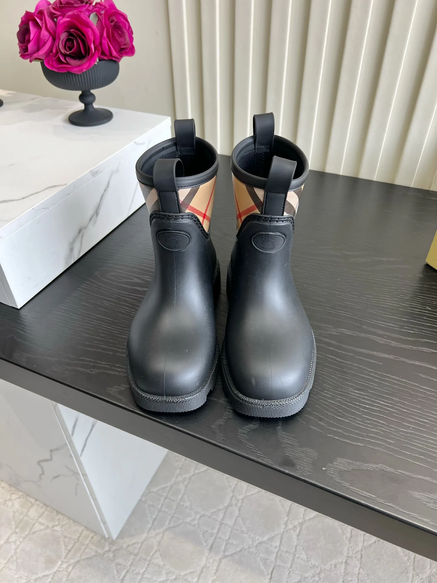 Women's Boots BURBERRY 18170854