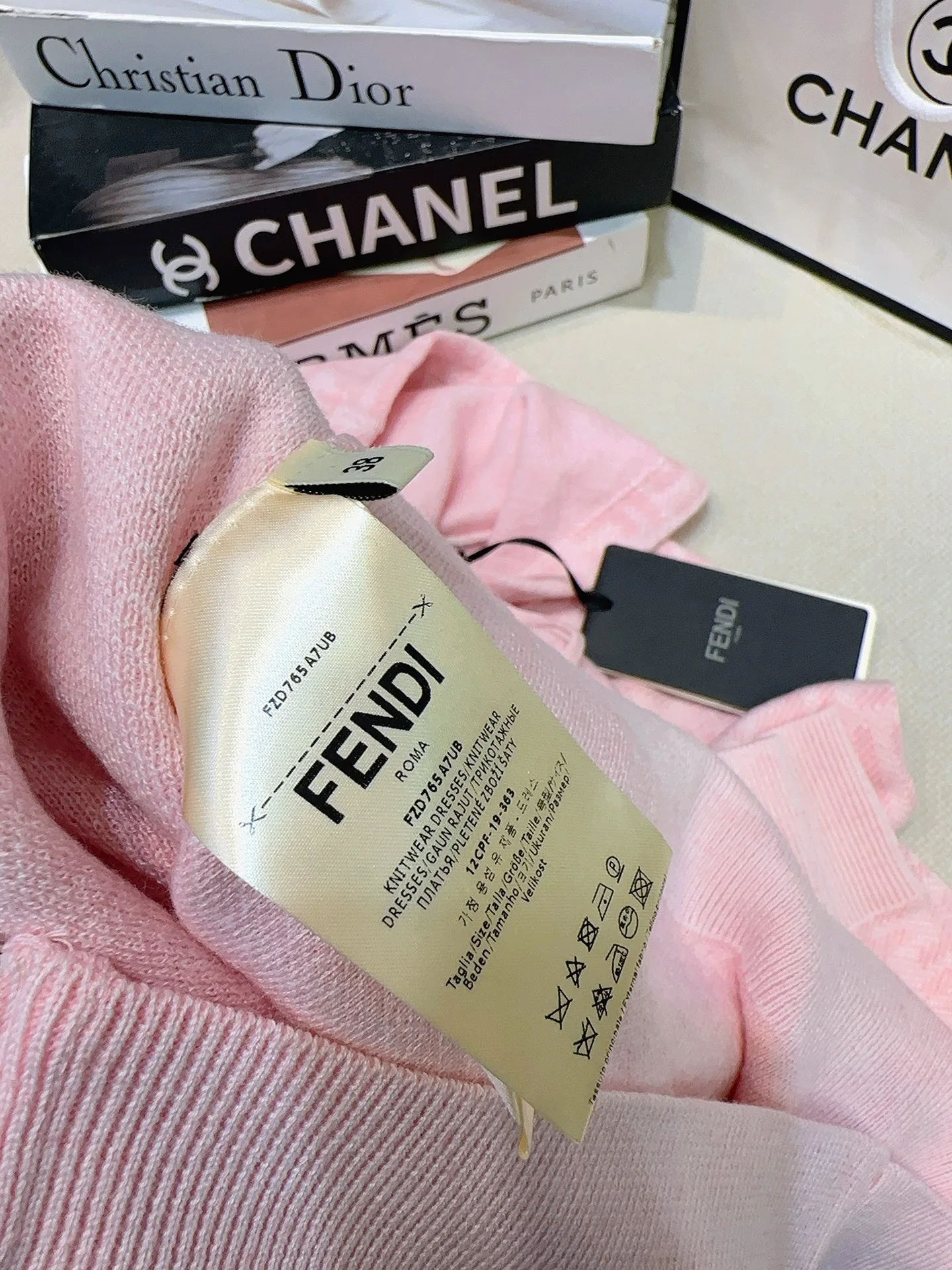 Women's Jumpers And Sweaters FENDI 18451094