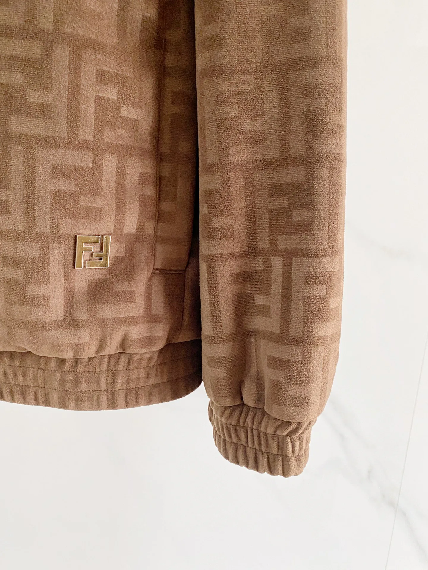 Куртки И Пуховики Мужские Fendi 18609311