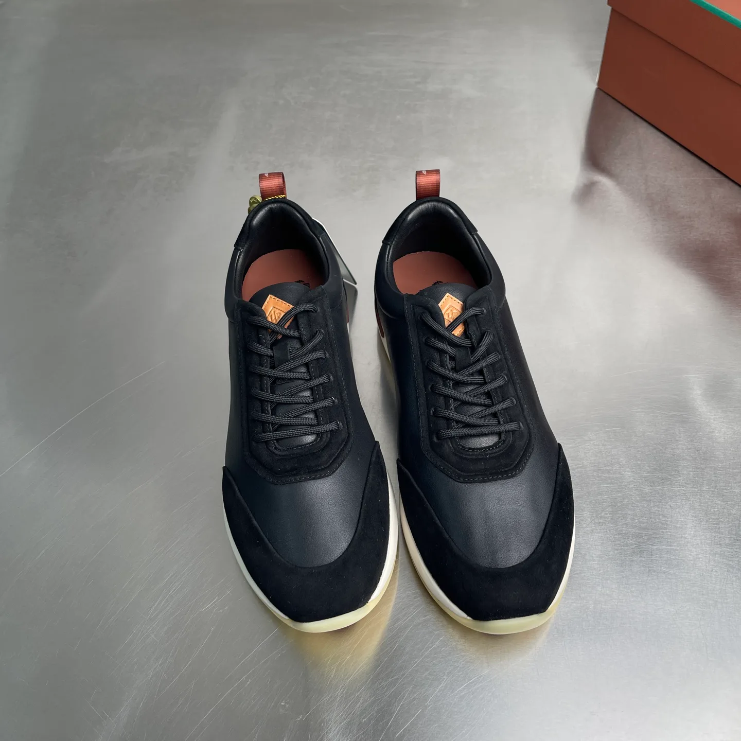 Men's Sneakers LORO PIANA 18519451
