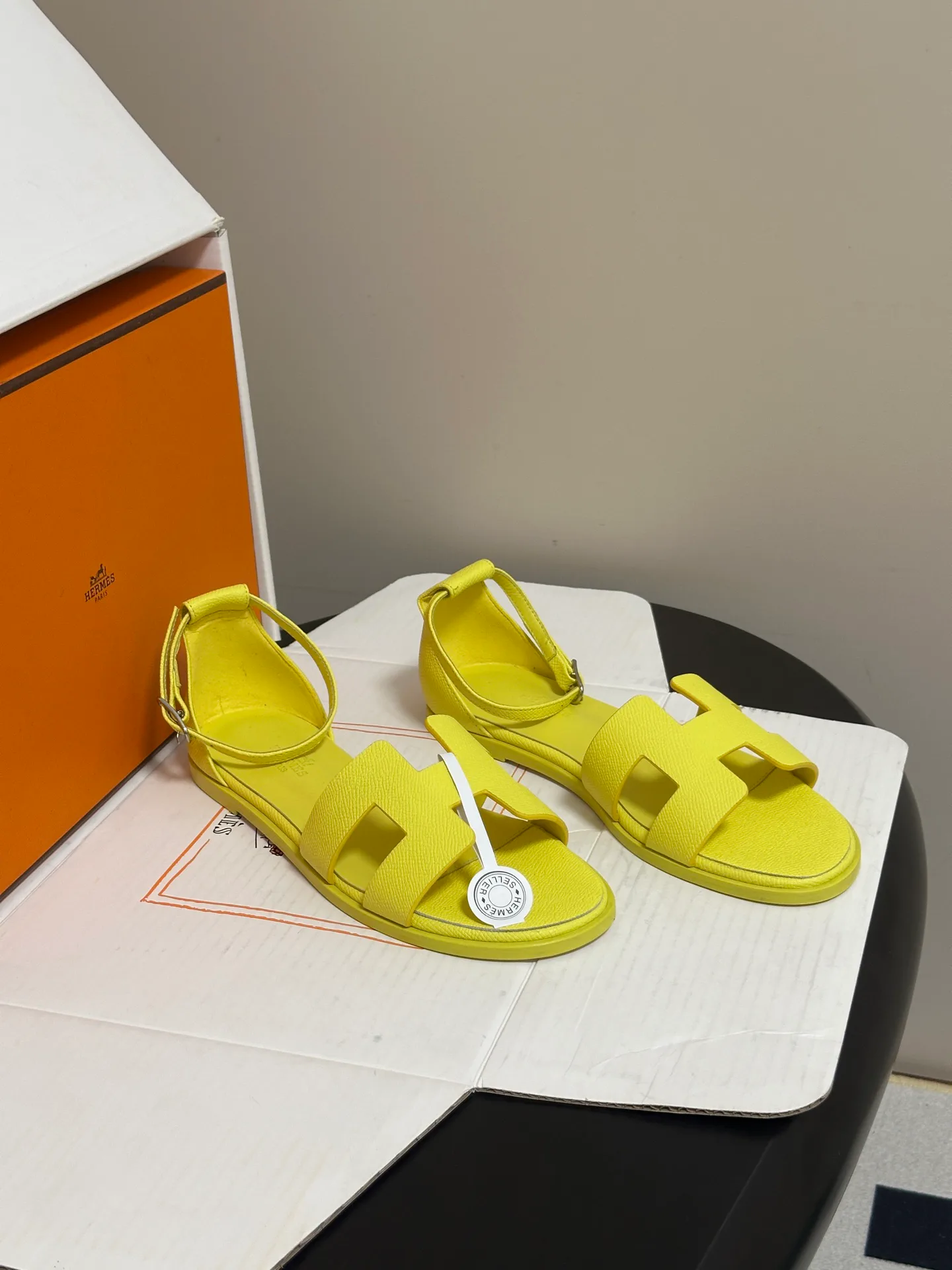 Women's Open-Toe Sandals HERMES 18392452