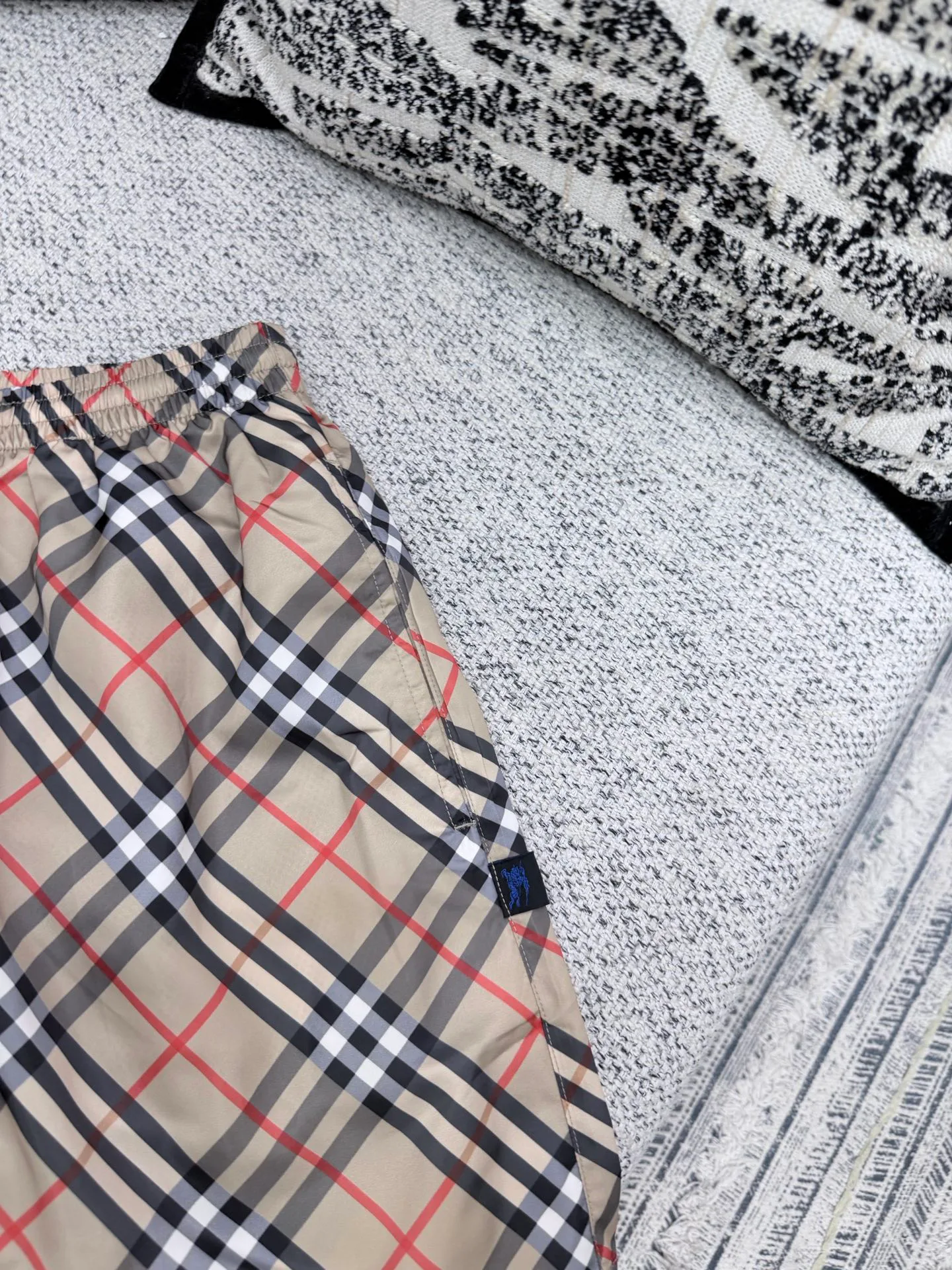 Men's Shorts BURBERRY 18074199