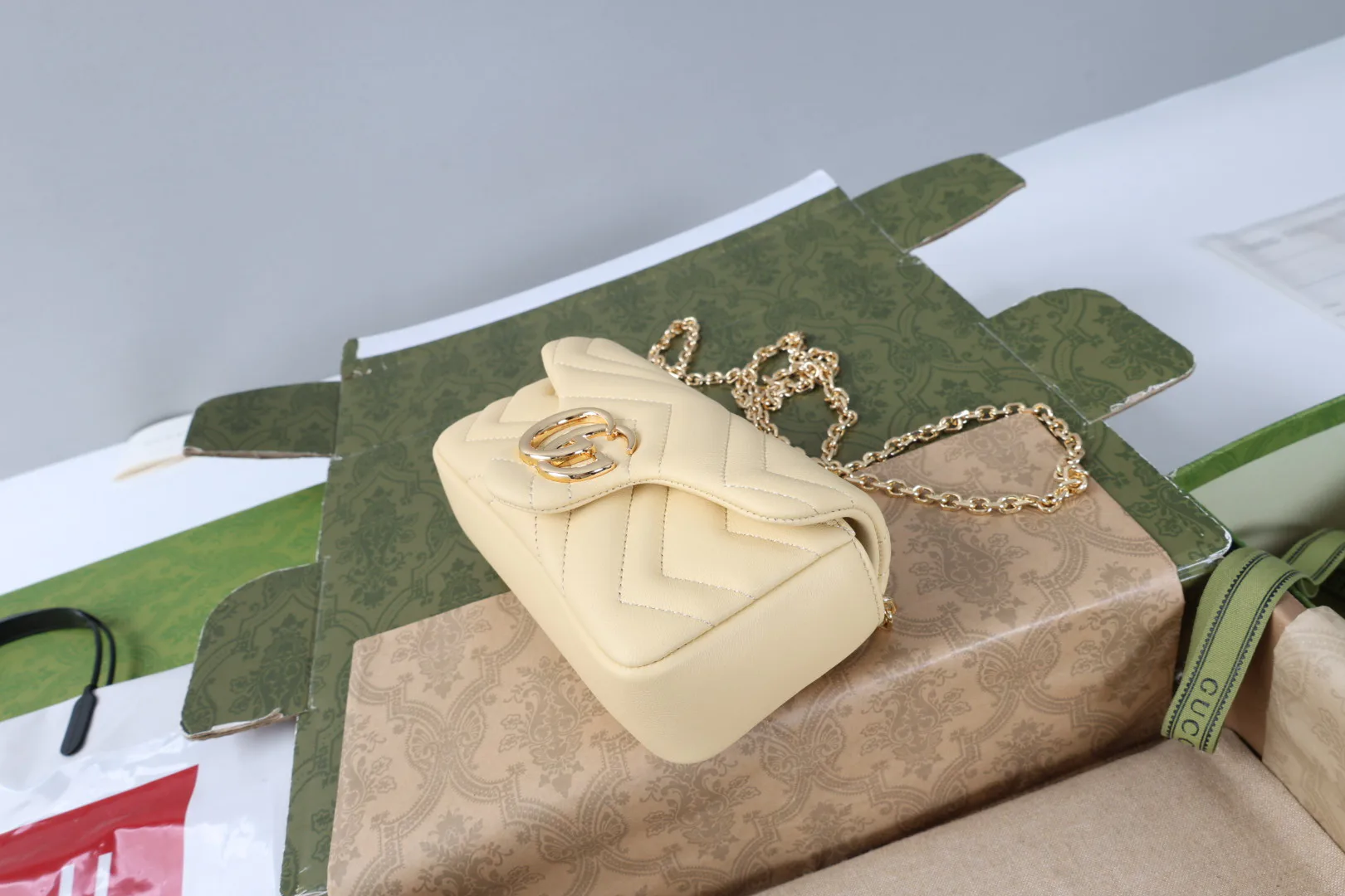 Women's Classic Handbags GUCCI 18005070