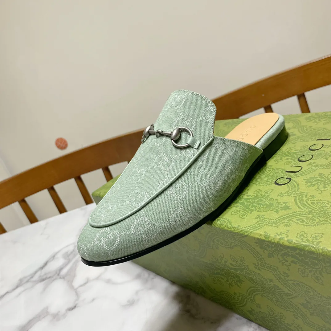 Women's Mules And Clogs GUCCI 17570570