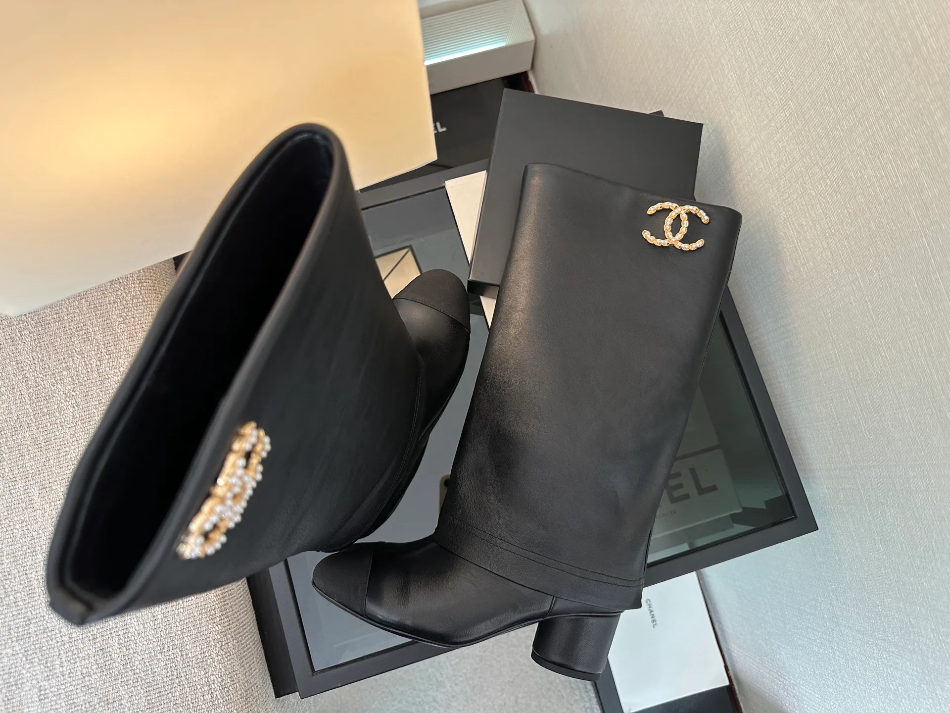 Women's Boots CHANEL 18198954