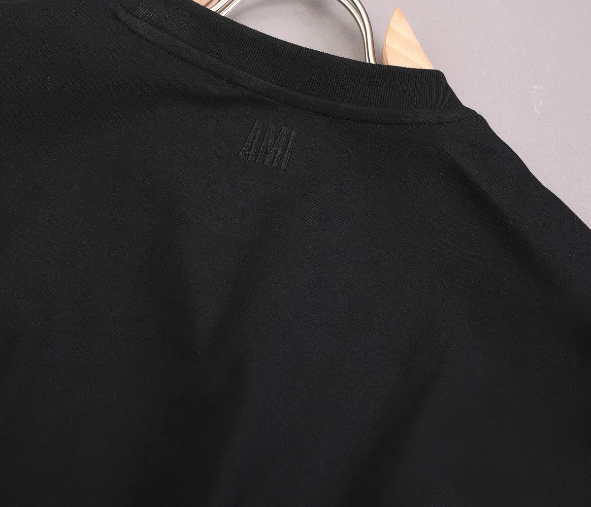Women's T-Shirts AMI PARIS 18000534