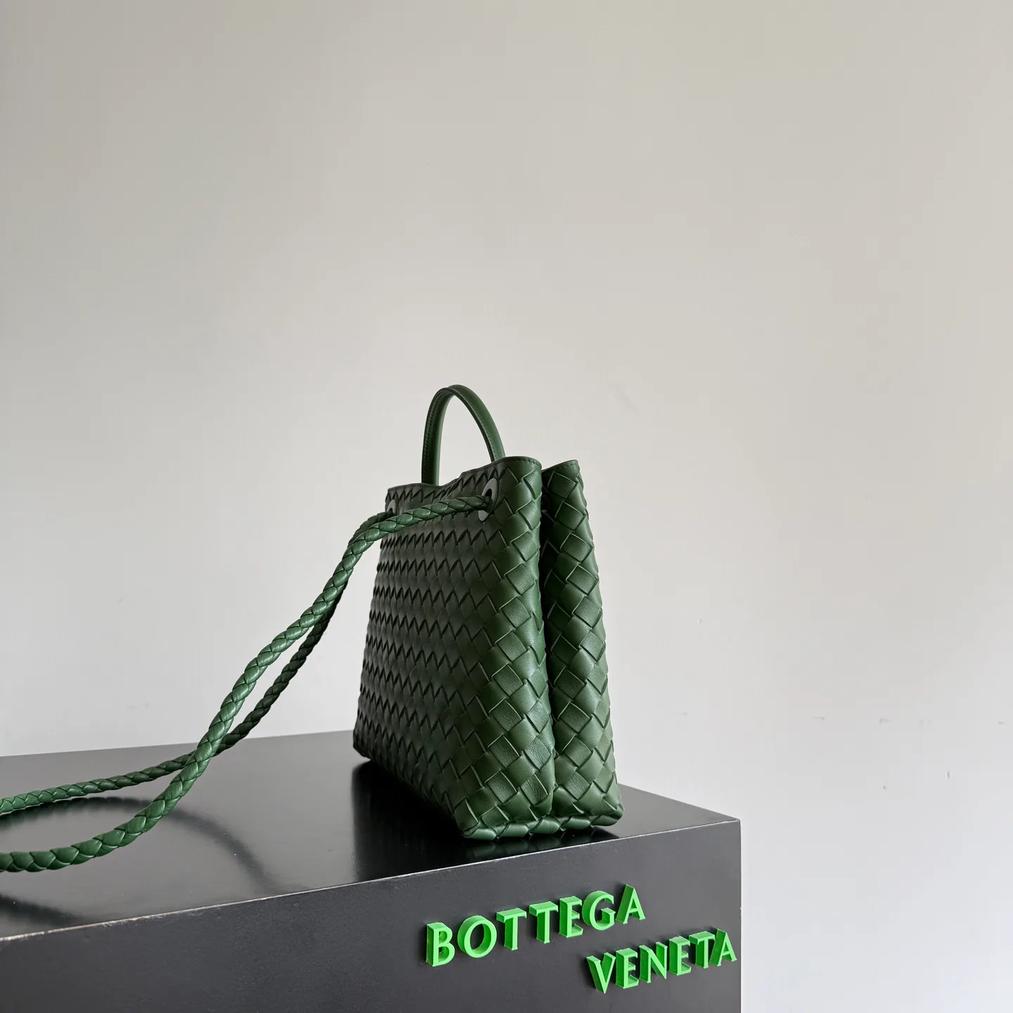 Women's Classic Handbags BOTTEGA VENETA 18467867