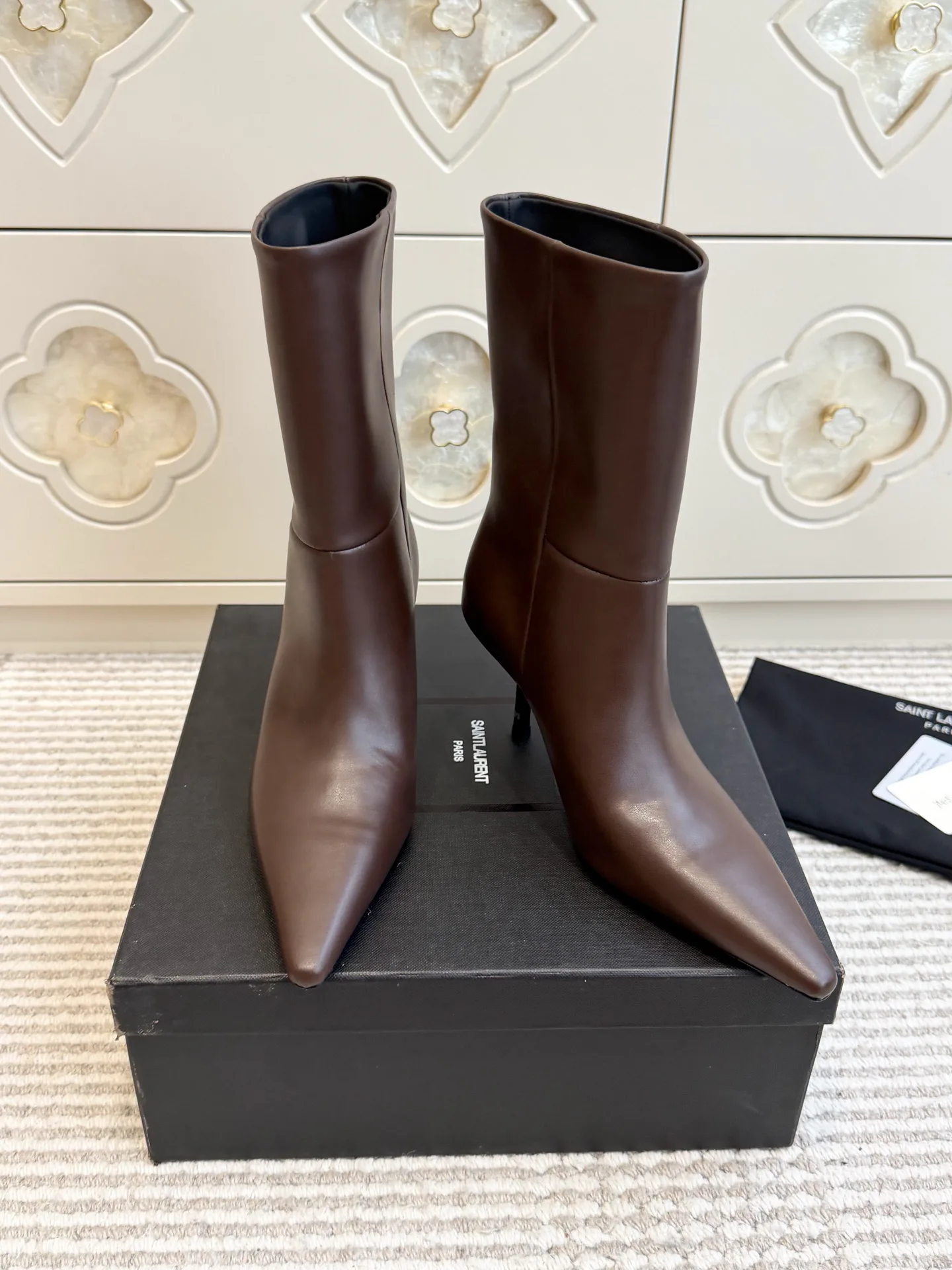 Women's Booties SAINT LAURENT 17943201