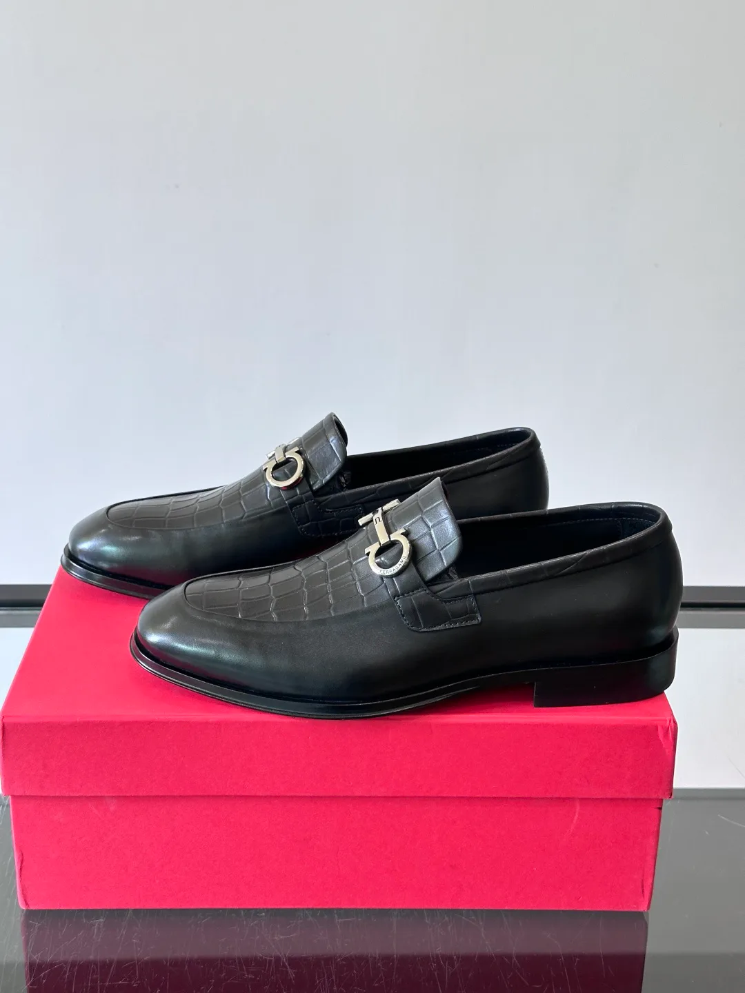 Men's Loafers And Dress Shoes SALVATORE FERRAGAMO 18274548
