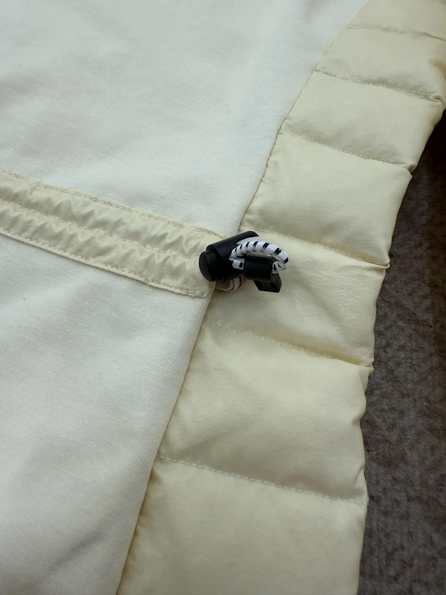 Women's Jackets And Down Jackets MONCLER 17922014