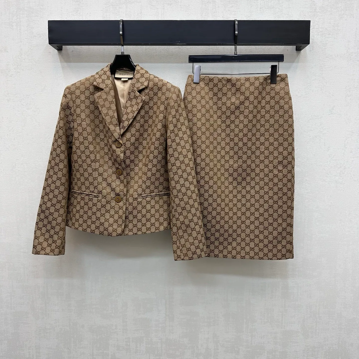 Women's Skirts GUCCI 17907702