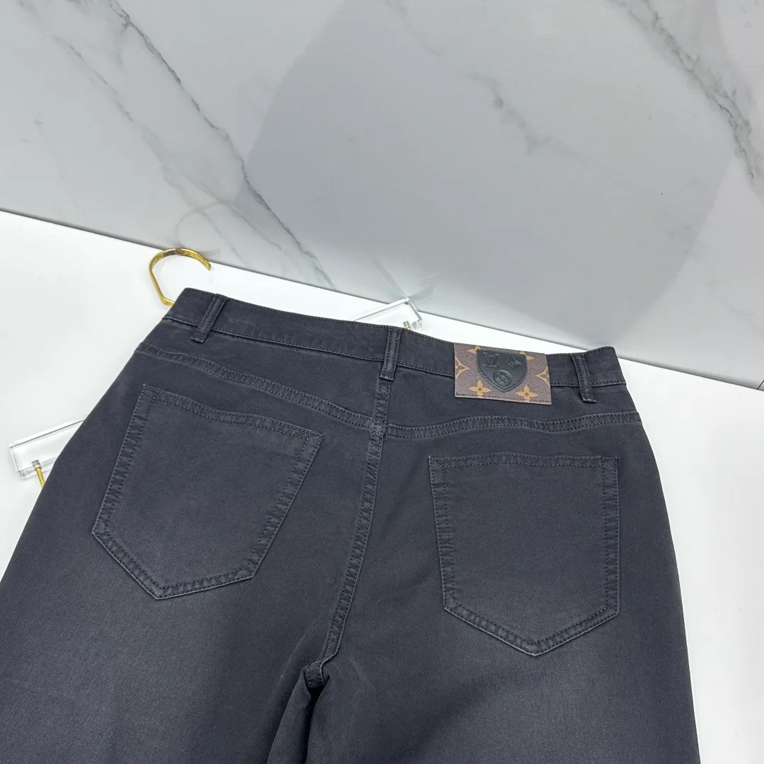 Men's Jeans LOUIS VUITTON 17810335