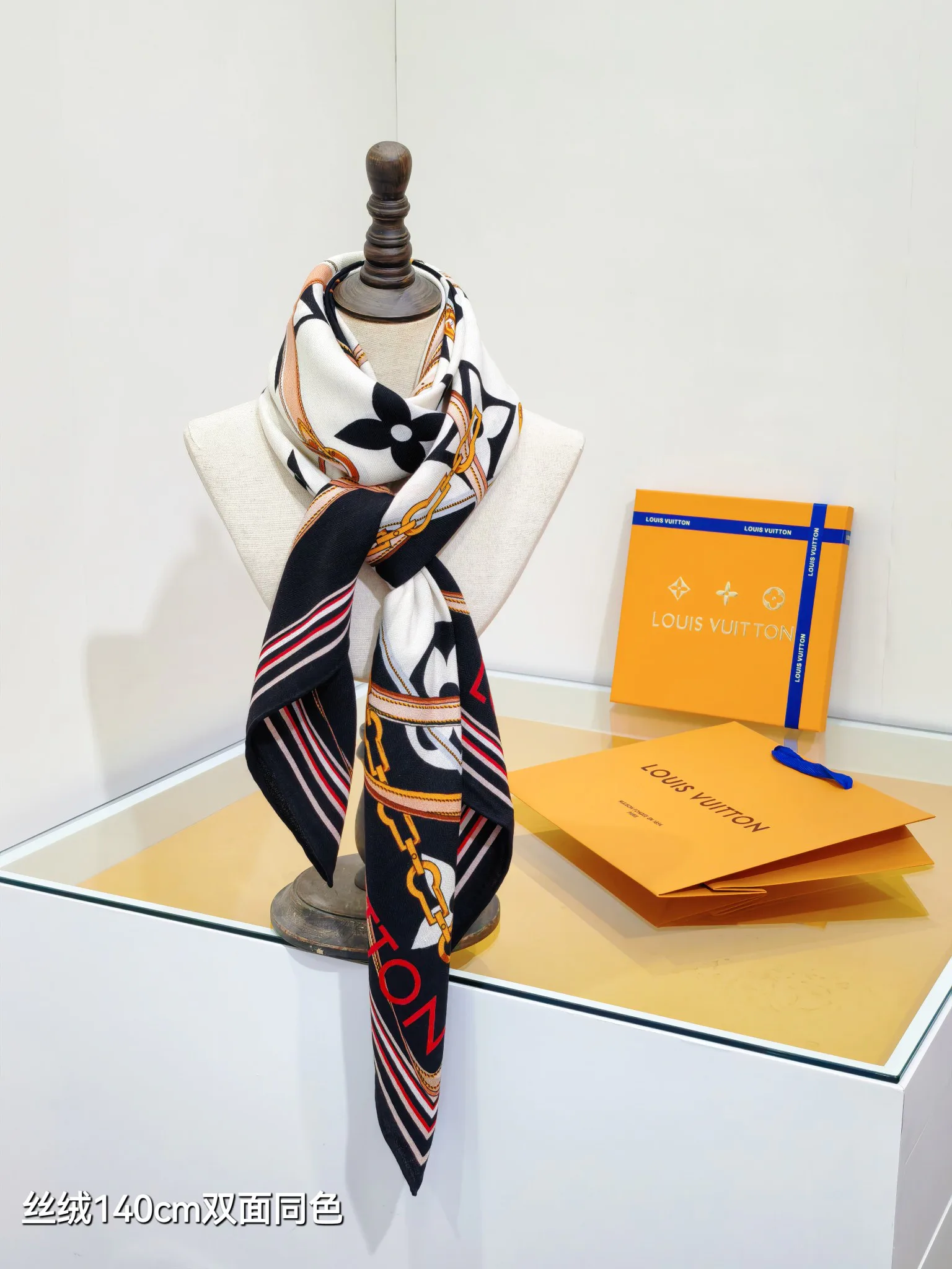 Silk Scarves LOUIS VUITTON 17991872