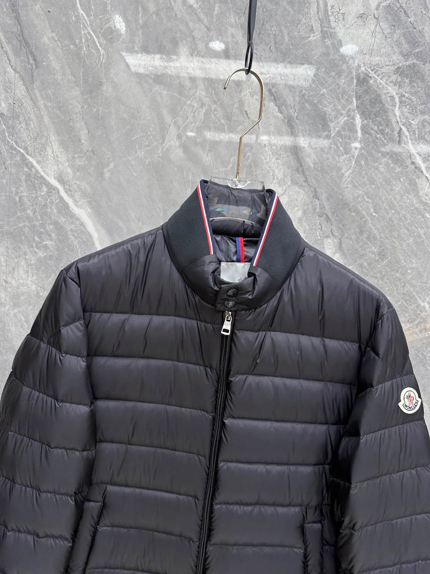 Куртки И Пуховики Мужские Moncler 18596298