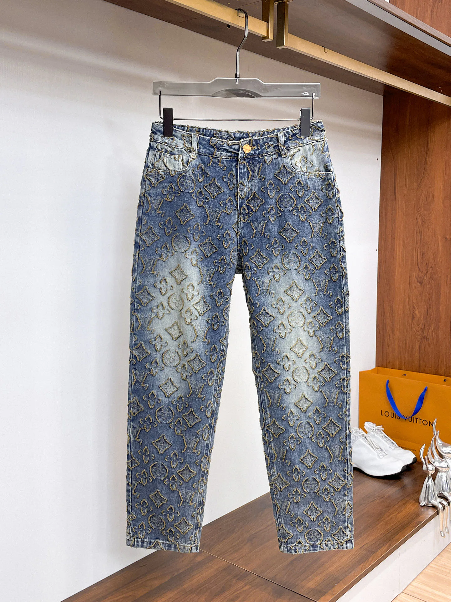 Men's Jeans LOUIS VUITTON 18345642