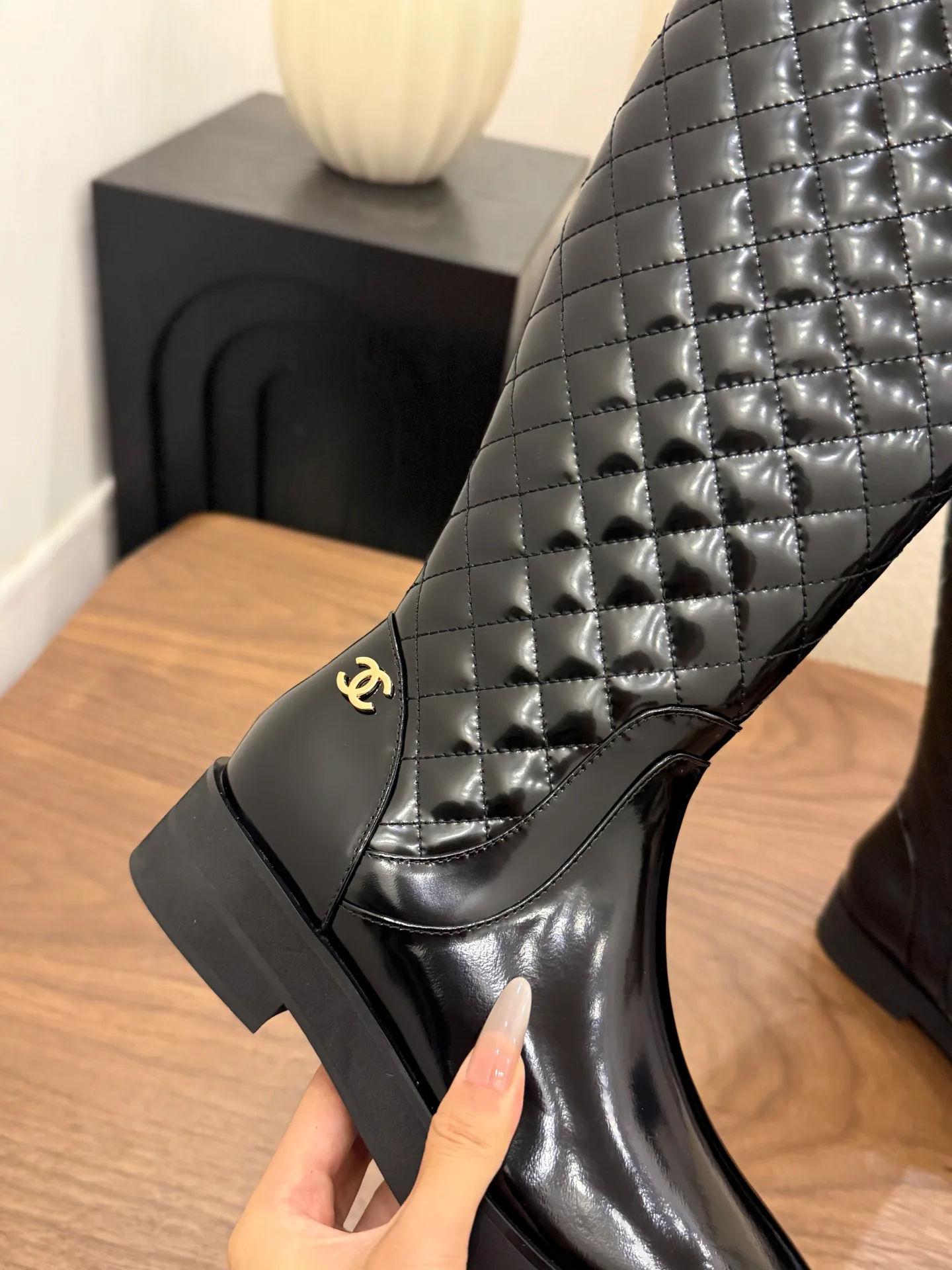 Women's Boots CHANEL 18092654