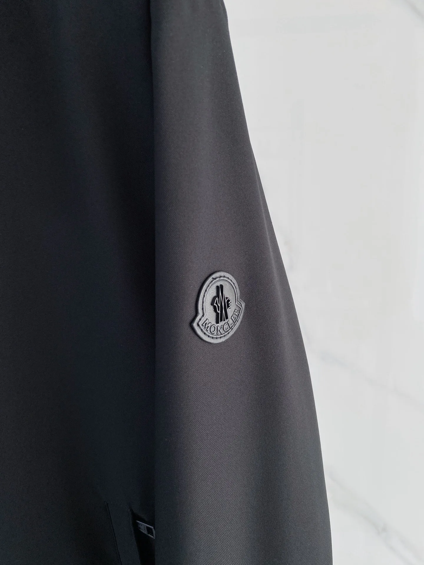 Men's Jackets And Down Jackets MONCLER 18368845