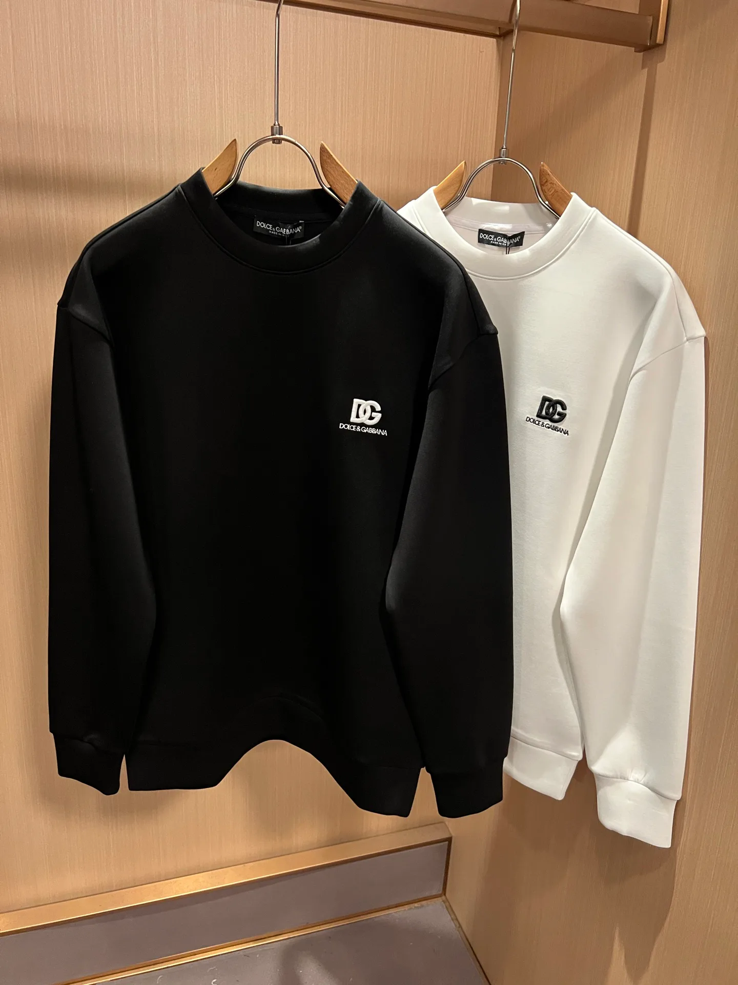 Men's Sweatshirts And Hoodies DOLCE & GABBANA 18519631